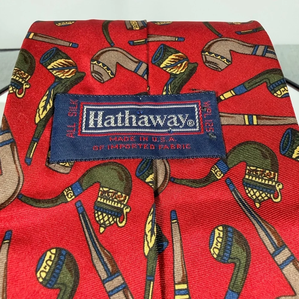 Hathaway All Silk Necktie Red Smoking Pipes Print Made in USA Mens Tie